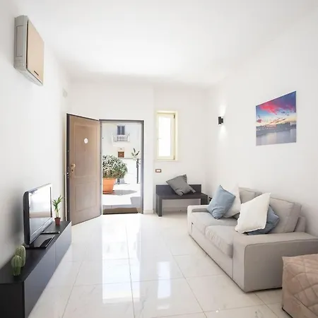 Holiday home Trilocale Corso Italia 22 Piano Terra Con Spazio Esterno Gallipoli