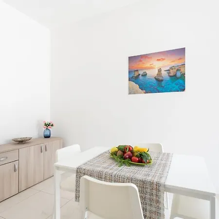 Holiday home Trilocale Corso Italia 22 Piano Terra Con Spazio Esterno