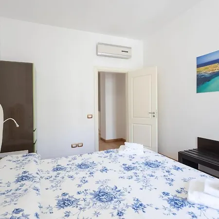 Holiday home Trilocale Corso Italia 22 Piano Terra Con Spazio Esterno